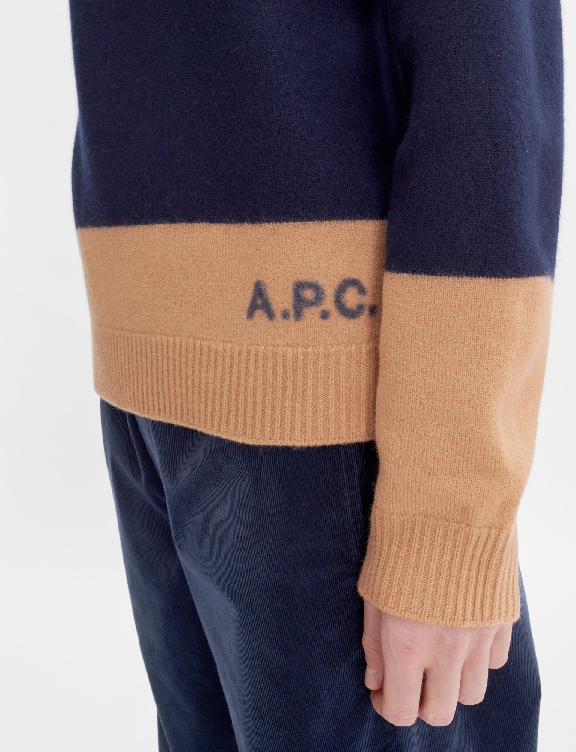 A.P.C. PULL EDWARDO DARK NAVY ECRU