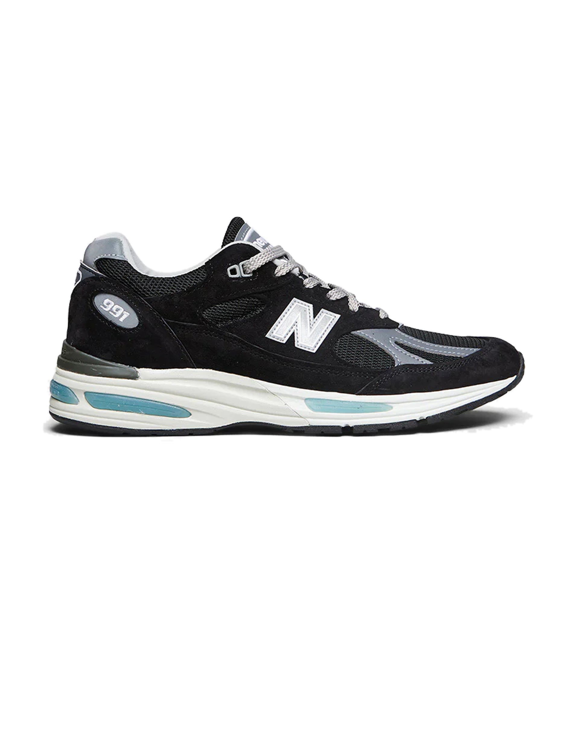 NEW BALANCE 991V2 IN BLACK