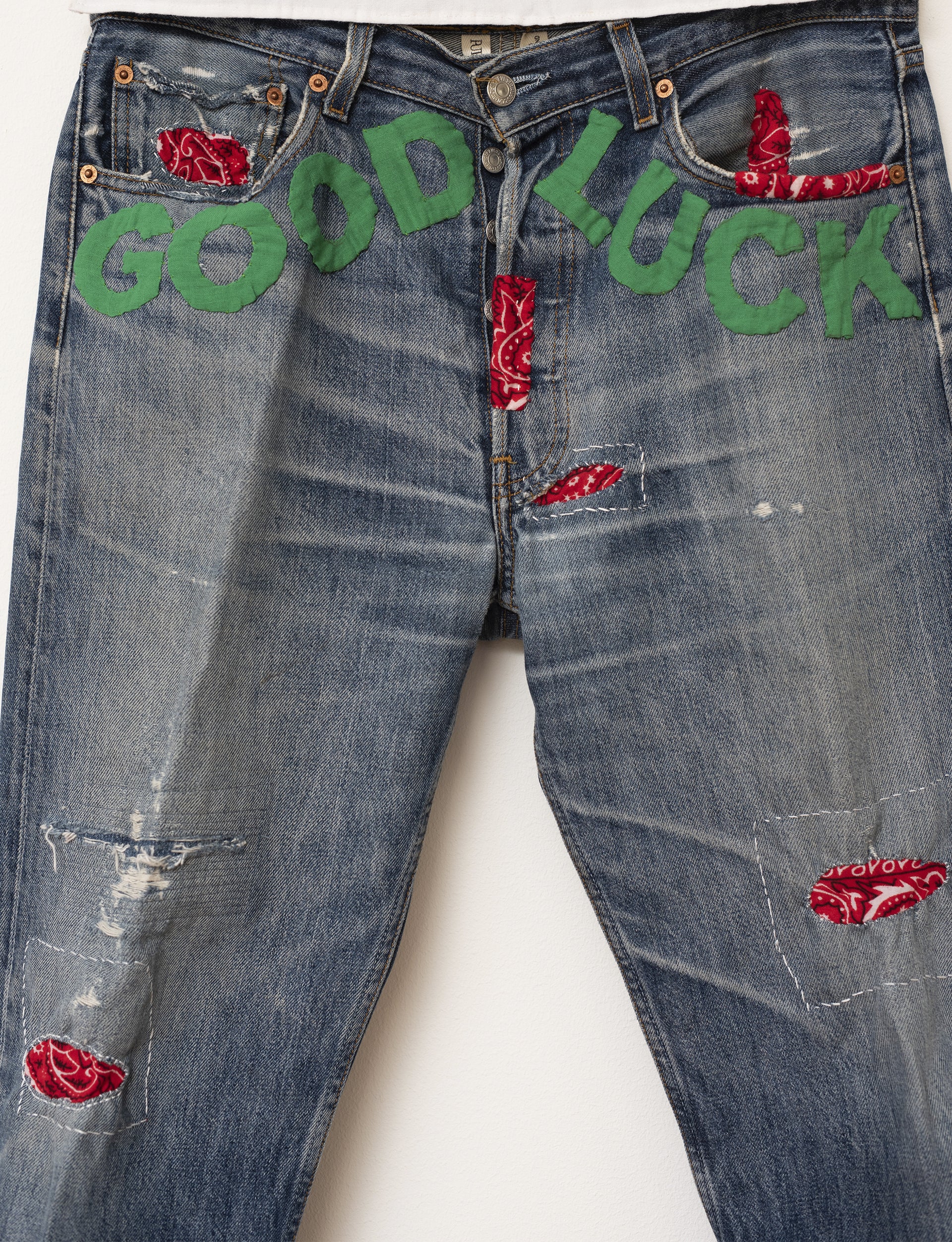 STUDIO PURAS RECYCLED EMBELLISHED JEANS