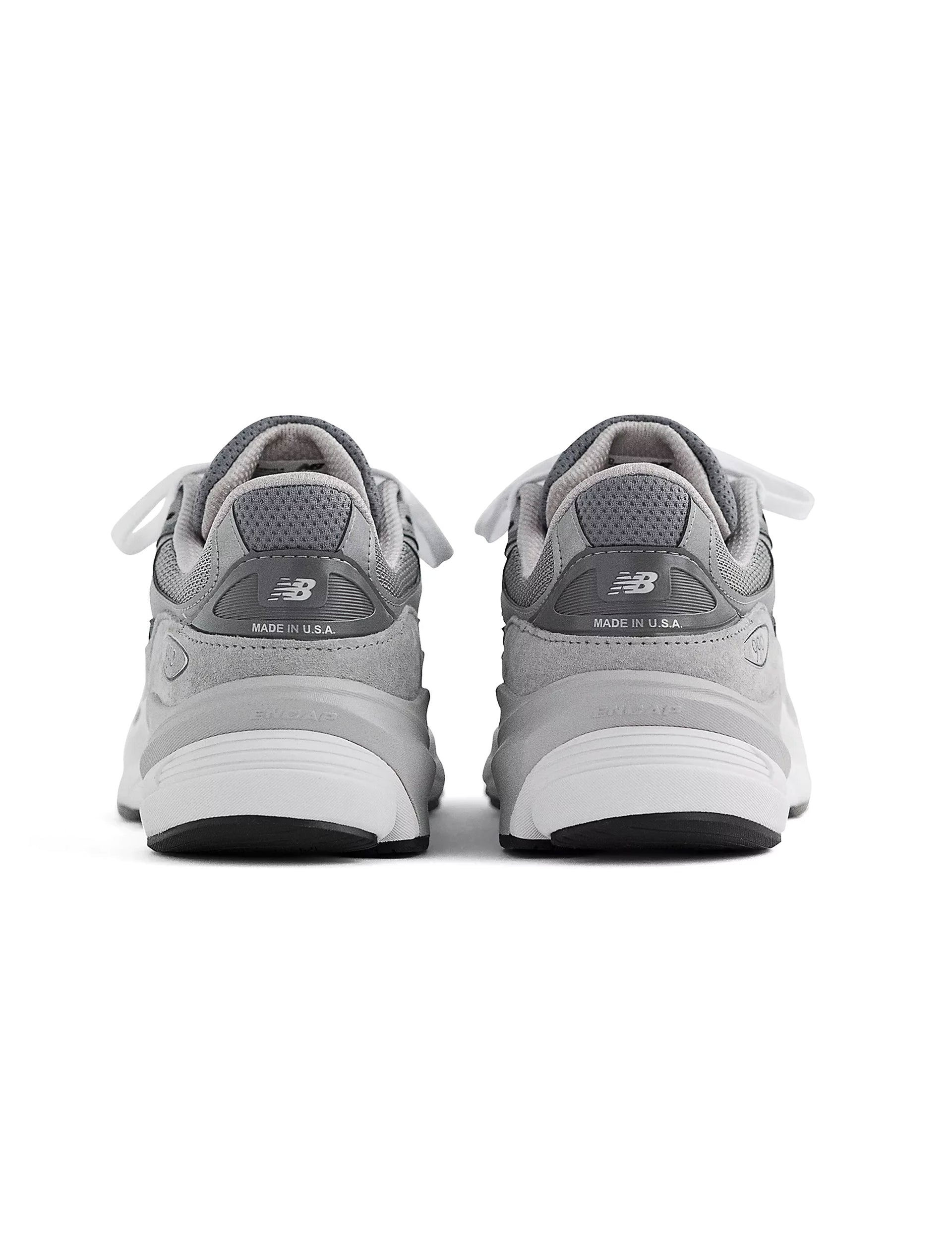 NEW BALANCE Made in USA 990v6