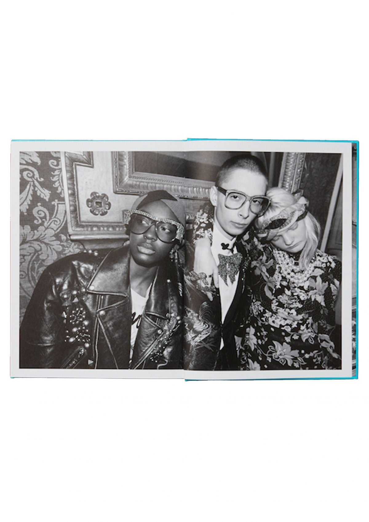 IDEA HORTUS SANITATIS "GUCCI" DEREK RIDGERS