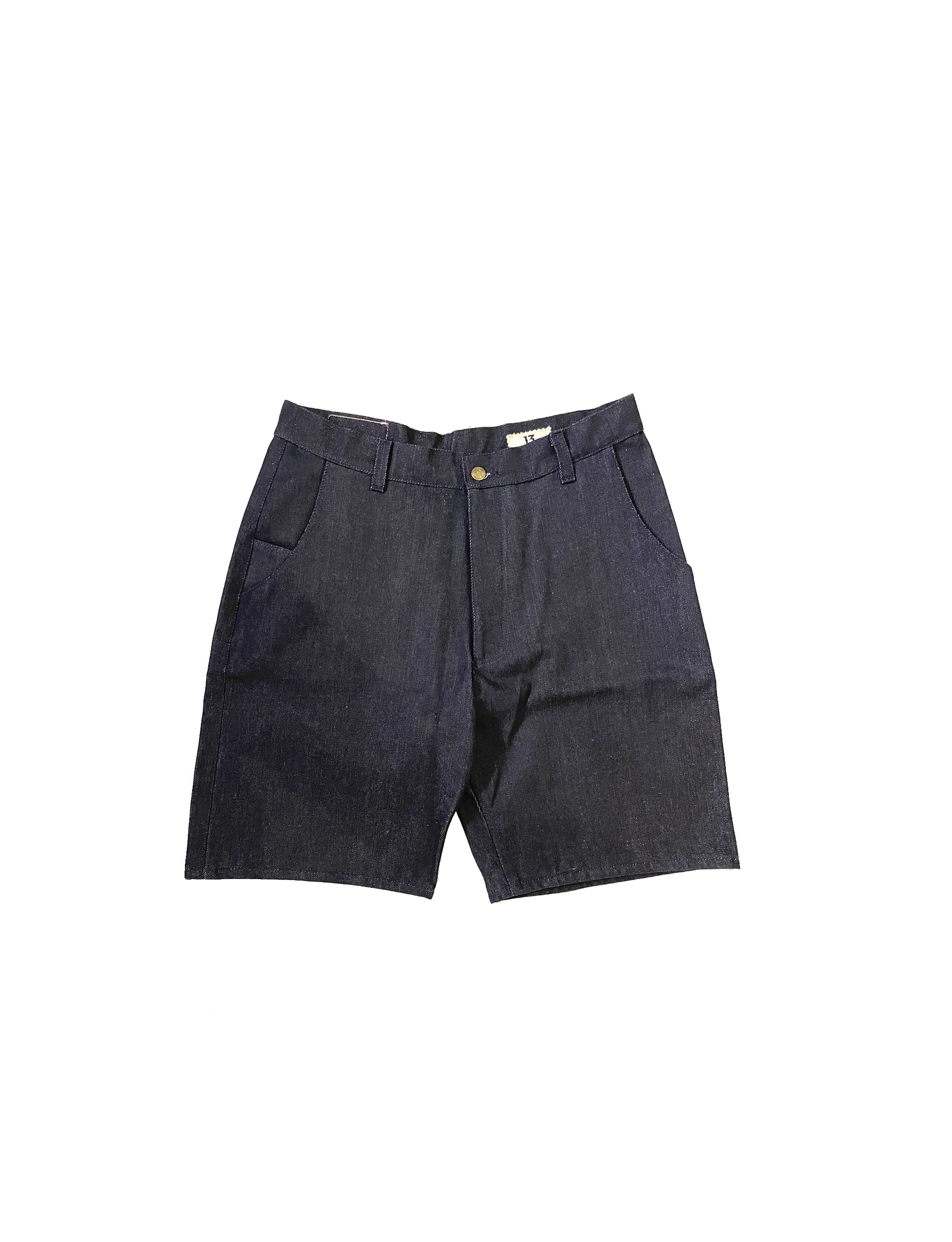 TRECE MANUFACTURING ‘CHINO’ INDIGO short trousers.