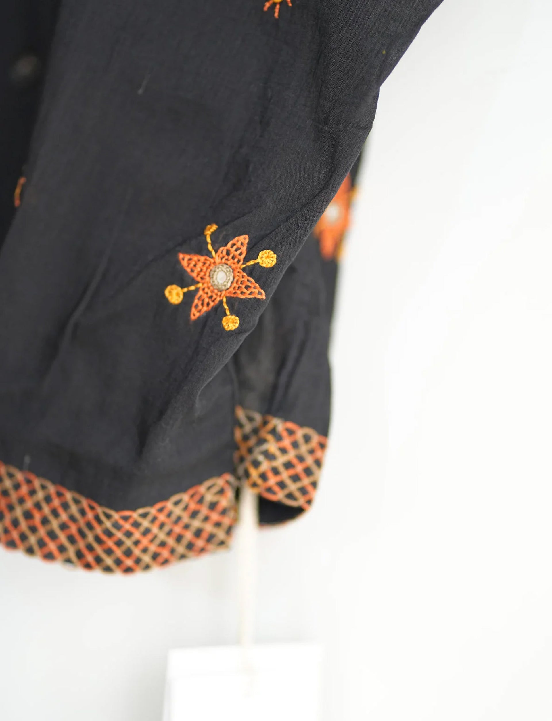 KARTIK RESEARCH Box Shirt Hand Embroidered Handwoven Fabric Black/Orange/Red