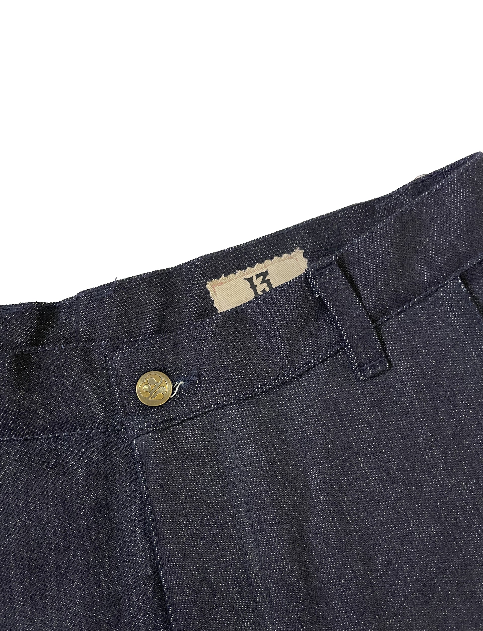 TRECE MANUFACTURING ‘CHINO’ INDIGO short trousers.