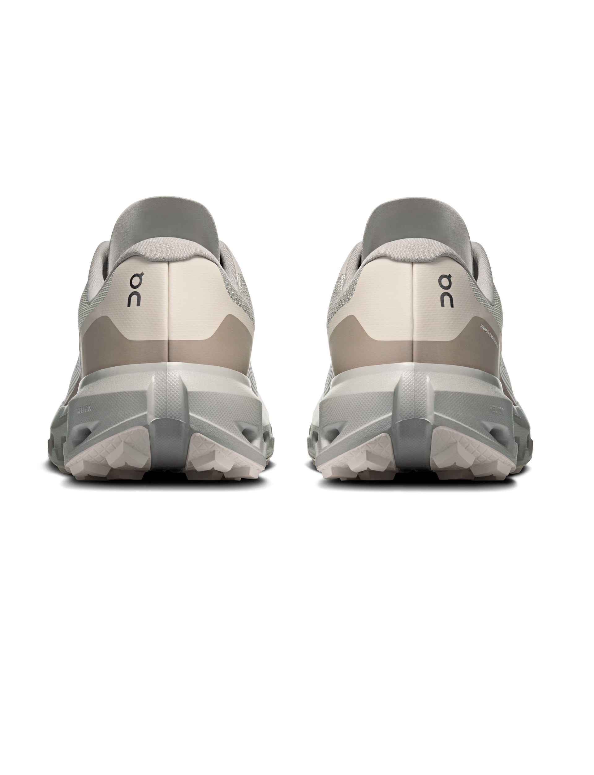 ON RUNNING Cloudvista 3 Waterproof Fog | Pearl